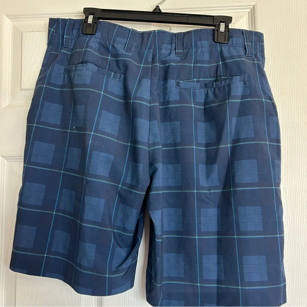 Men's Blue Plaid Shorts‎